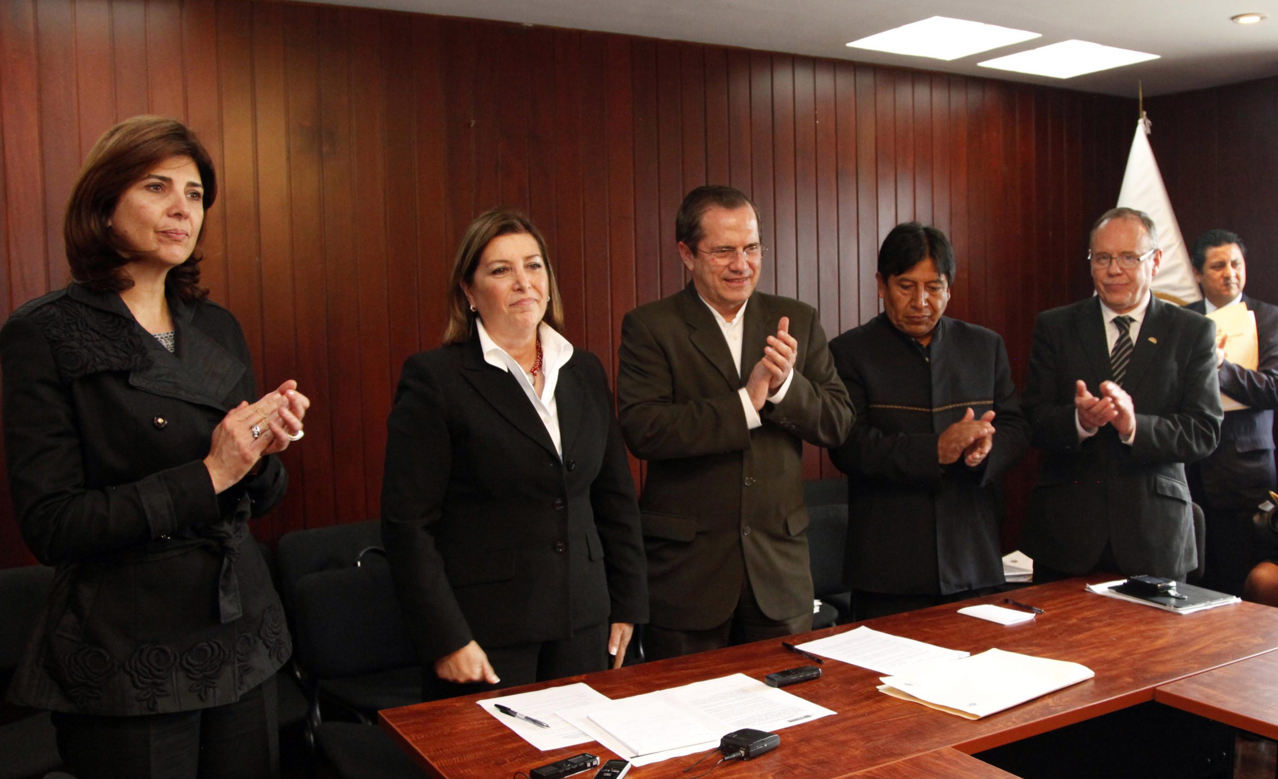 Lima (Perú), 19 de septiembre 2013. El Canciller Ricardo Patiño participó de la 37 Reunión del Consejo Andino de Ministros de Relaciones Exteriores en reunión ampliada con los representantes titulares ante la comisión de la Comunidad Andina. Foto: Xavier Granja Cedeño - Cancillería del Ecuador.